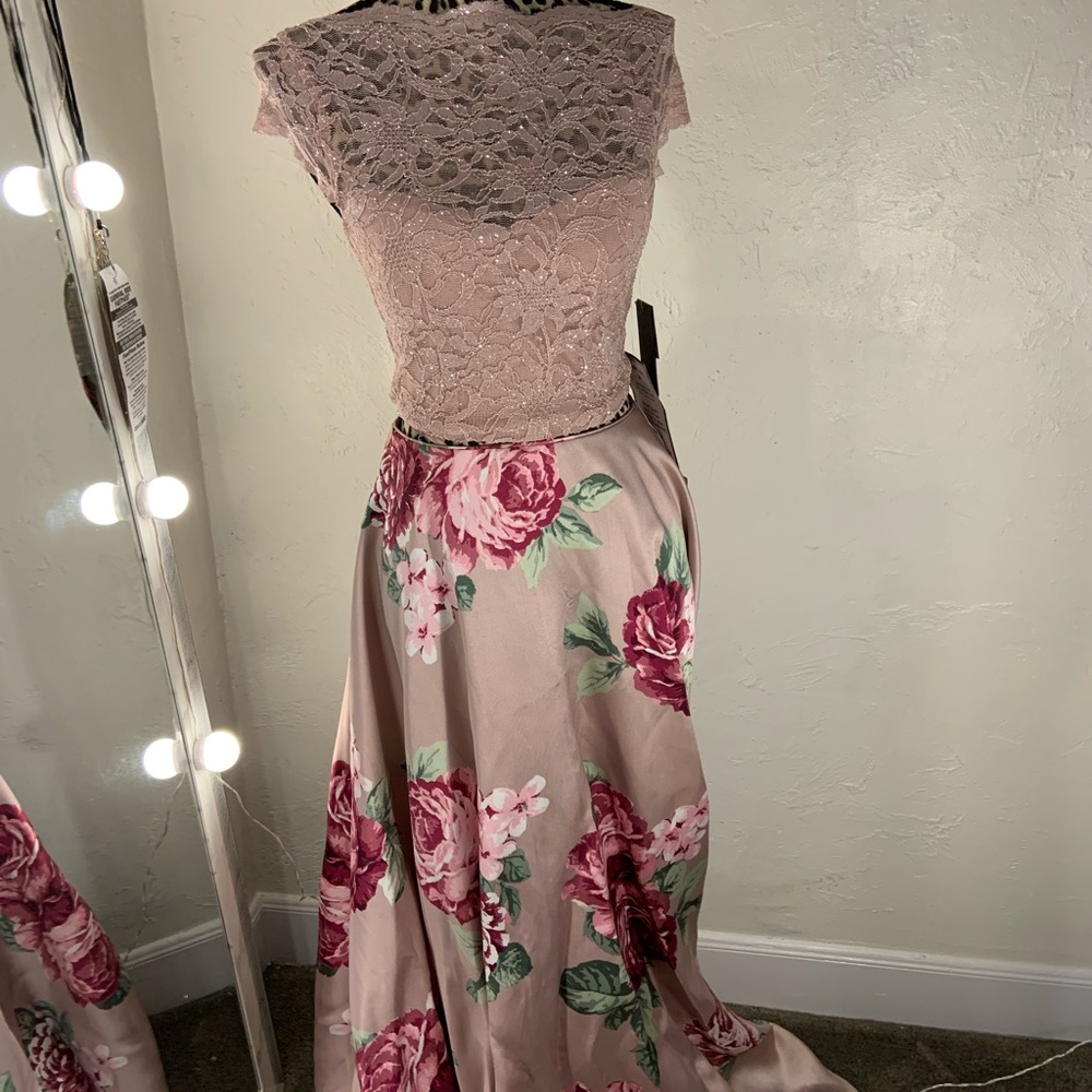 Macys prom dress two piece